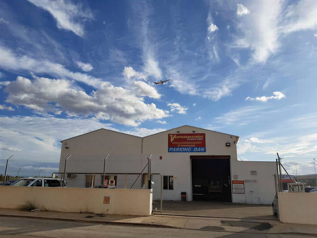 Parking Victoria Valencia – widok parkingu